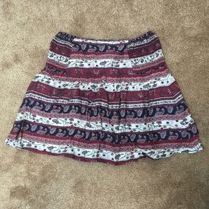BRAND NEW PATTERNED SKIRT